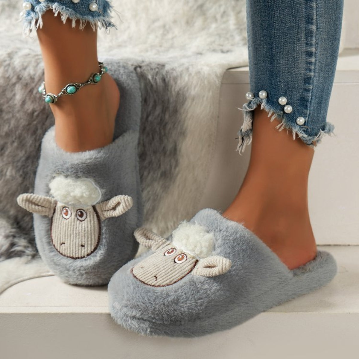 Sheep Round Toe Slippers